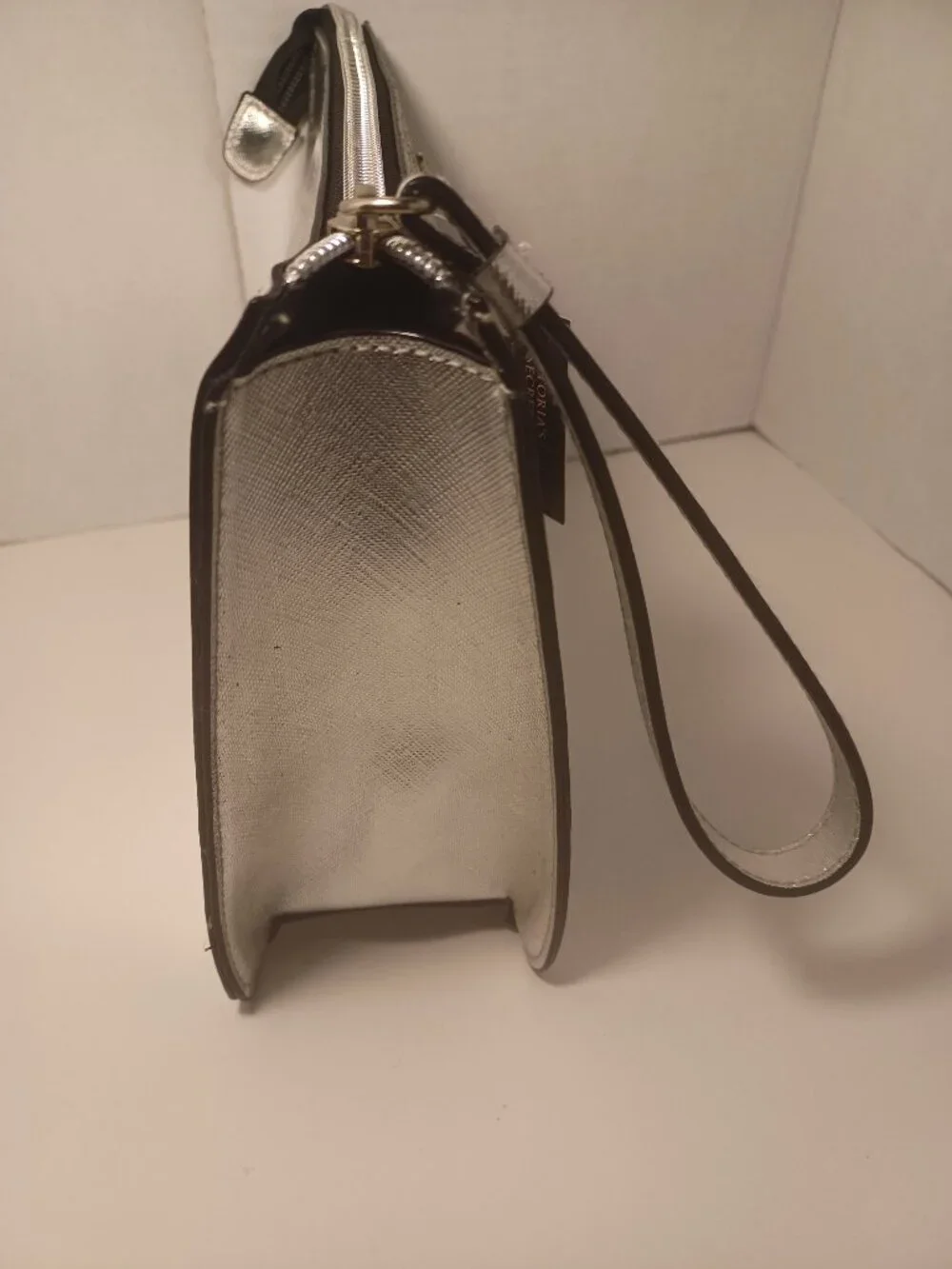 Victoria Secret Metallic Beauty Bag Pouch Wristlet/Limited Edition
